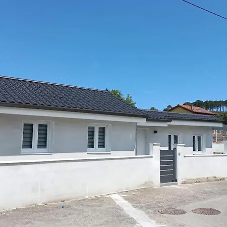 La Esencia Zona Santillana Playa Con Piscina 펜션 Villapresente