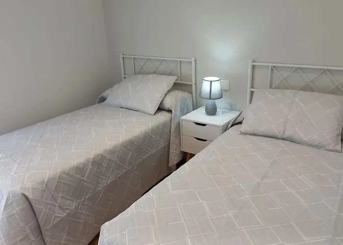 La Esencia Zona Santillana Playa Con Piscina 펜션 *